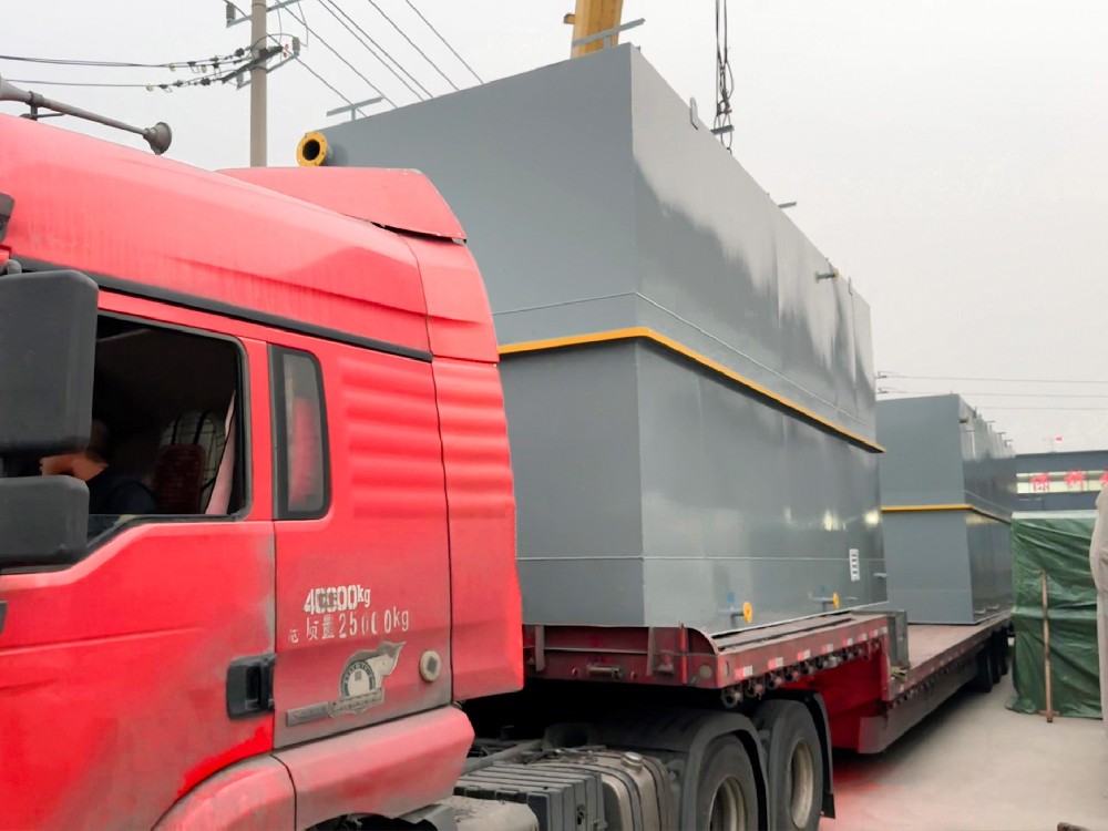 一體化污水處理設(shè)備助力餐廚廢水處理